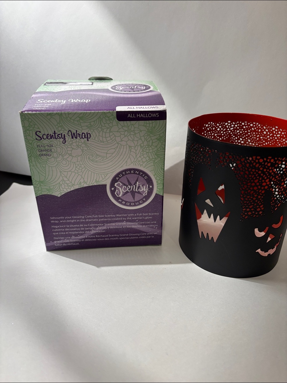 Scentsy Black and Red Jack-O'-Lantern Metal Wrap
